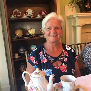 Meet your Posher, Donna